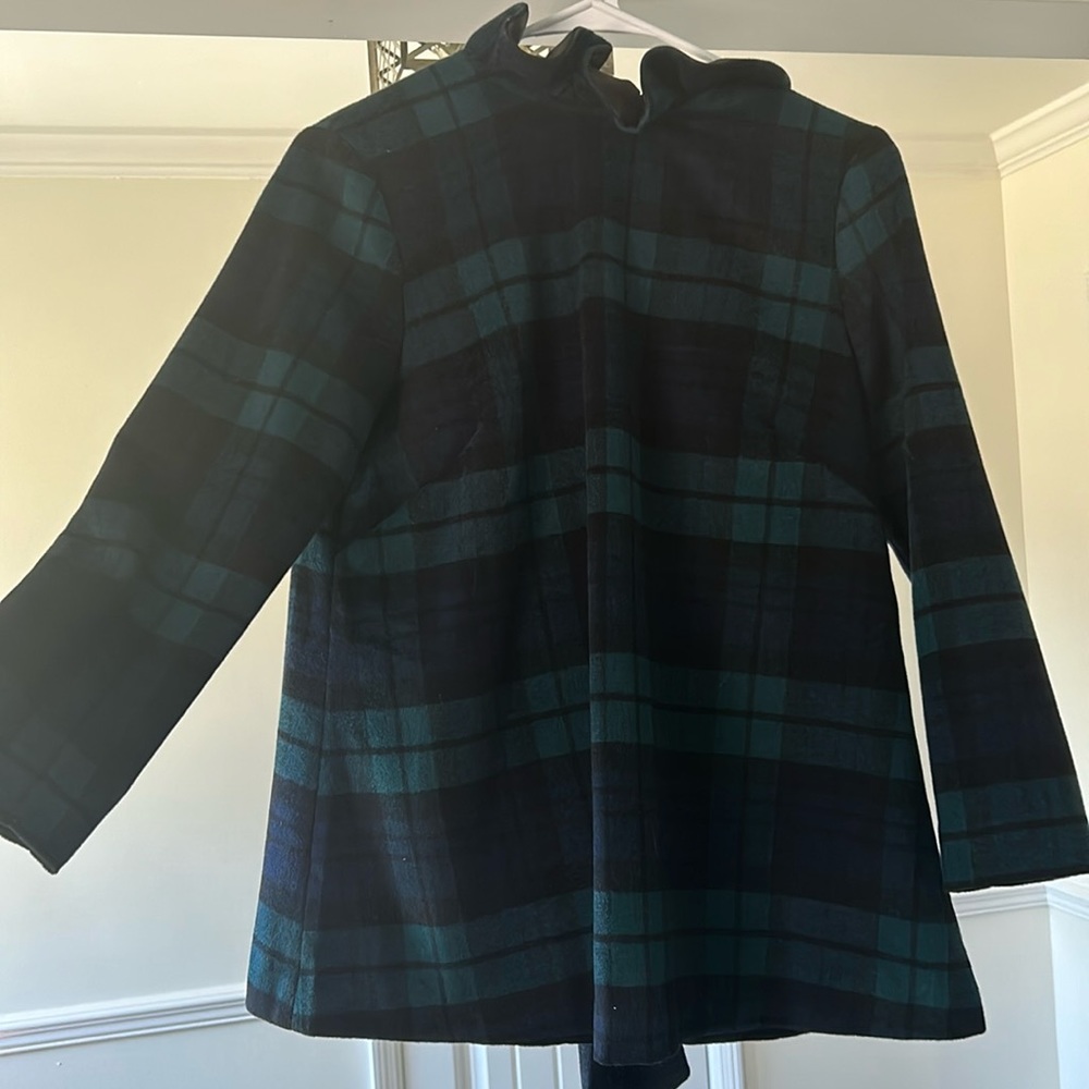 Tuckernuck top